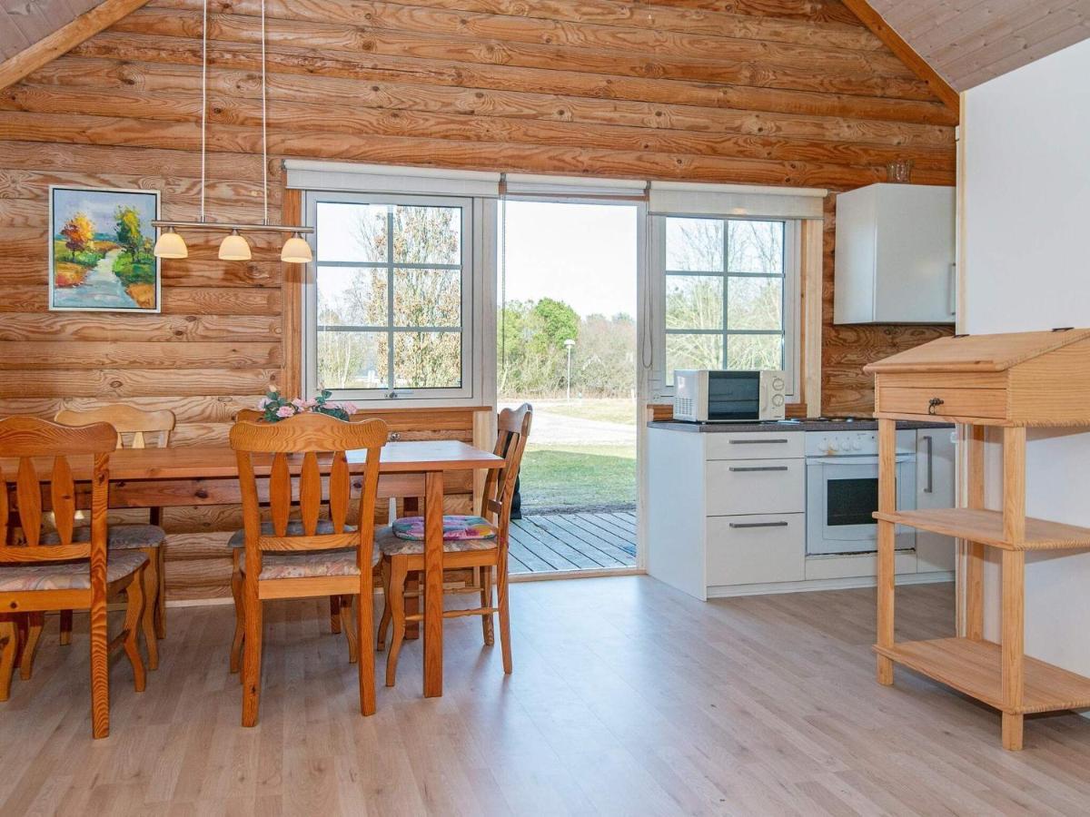 4 Person Holiday Home In Hovborg Luaran gambar